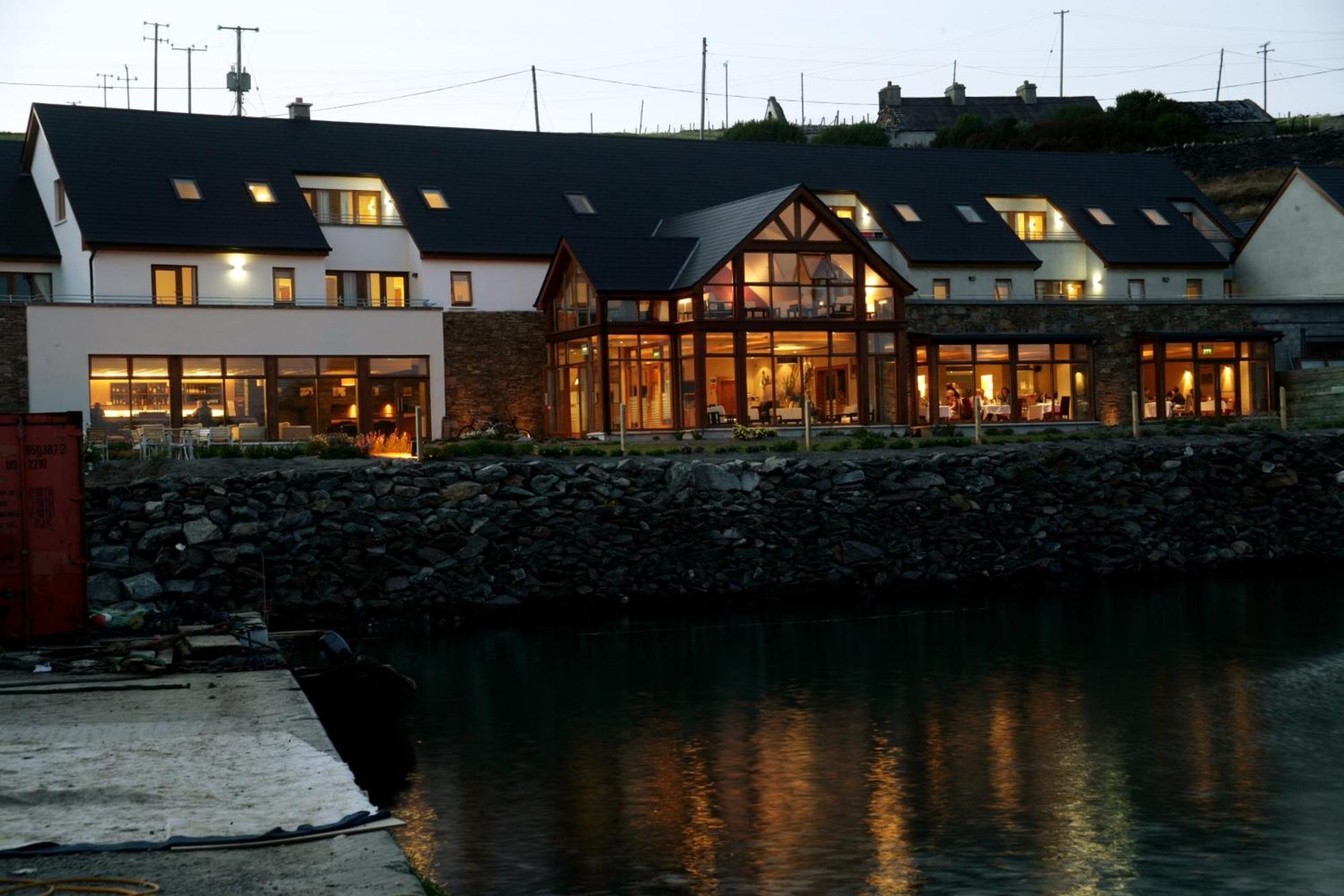 Inishbofin House Hotel Экстерьер фото